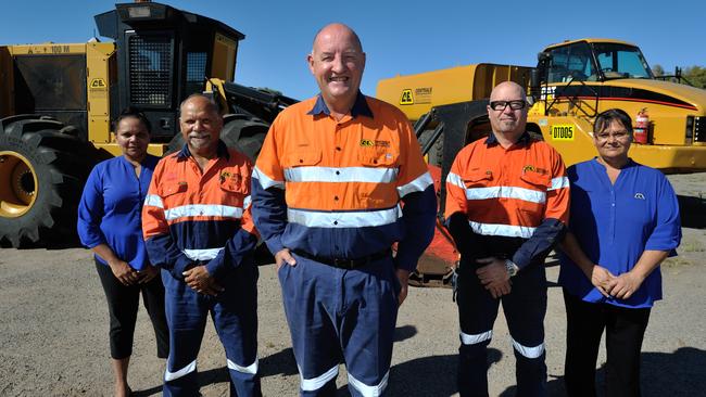 centrals earthmoving staff